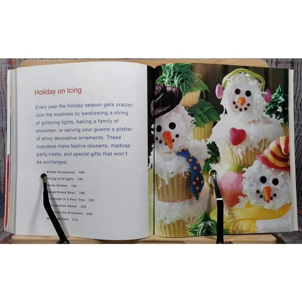 Hello, Cupcake!‎ Irresistibly Playful Creations Anyone Can Make by Karen Tack &